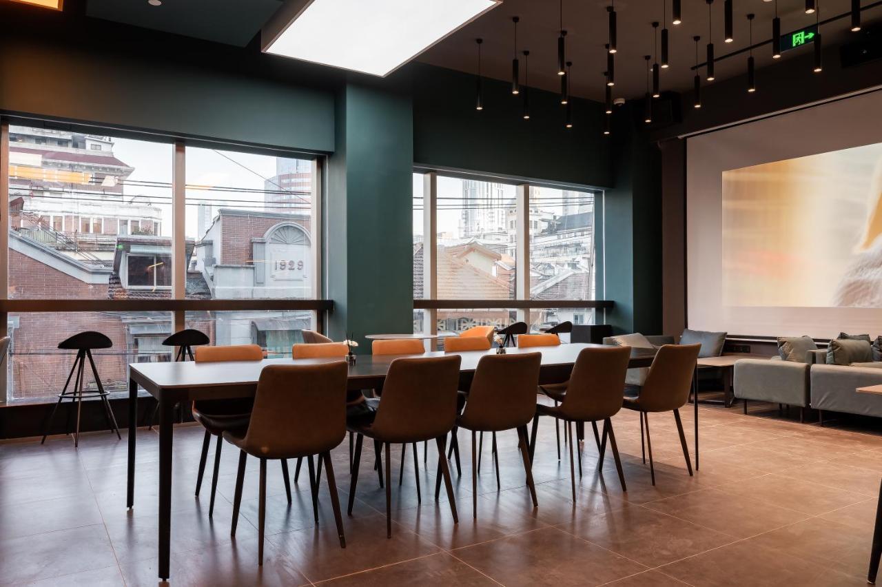 Dayin International Youth Hostel - Near East Nanjing Road & People'S Square & The Bund -Large Social Area -Bar -Cafe -Gym -Free Laundry Luggage Storage -24H Front Desk -English Service Shanghai Bagian luar foto