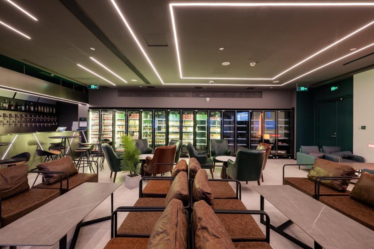 Dayin International Youth Hostel - Near East Nanjing Road & People'S Square & The Bund -Large Social Area -Bar -Cafe -Gym -Free Laundry Luggage Storage -24H Front Desk -English Service Shanghai Bagian luar foto