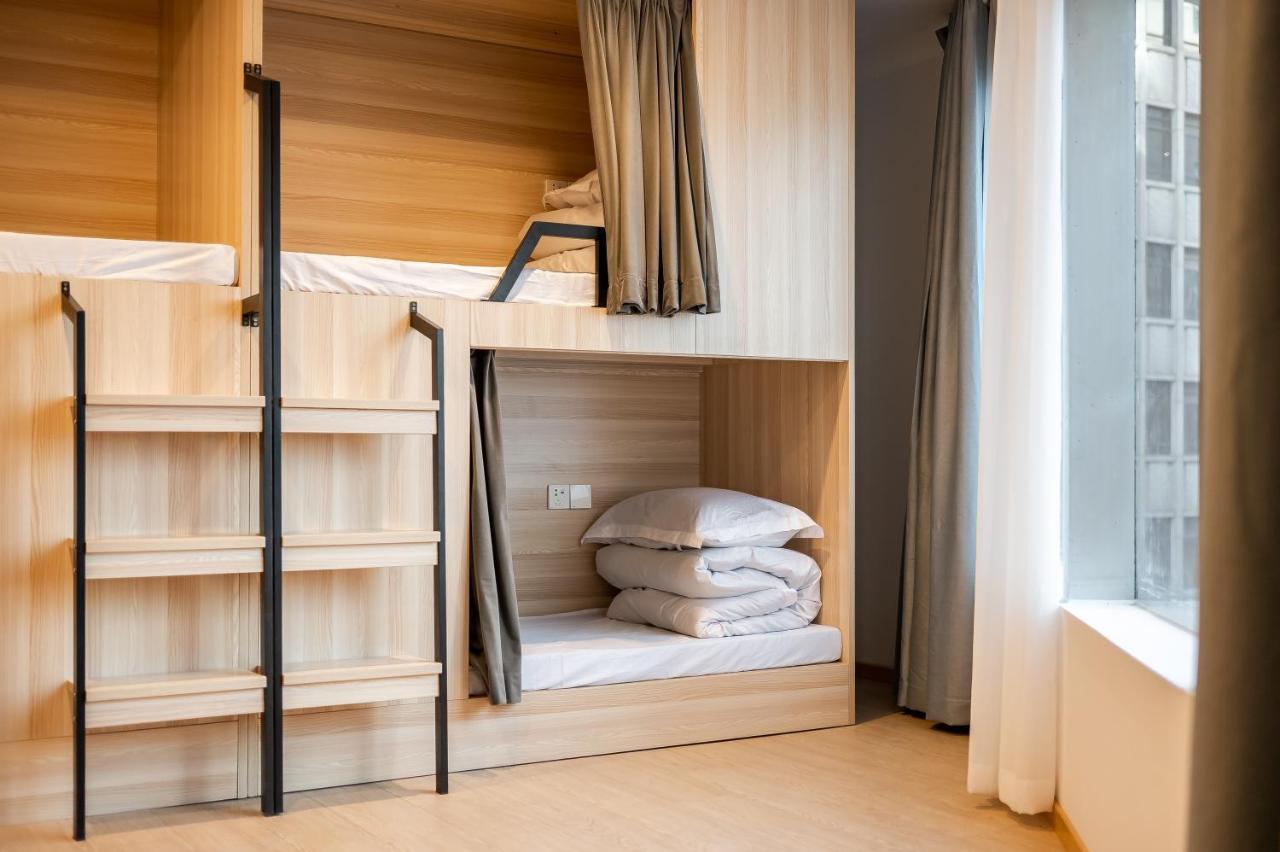 Dayin International Youth Hostel - Near East Nanjing Road & People'S Square & The Bund -Large Social Area -Bar -Cafe -Gym -Free Laundry Luggage Storage -24H Front Desk -English Service Shanghai Bagian luar foto
