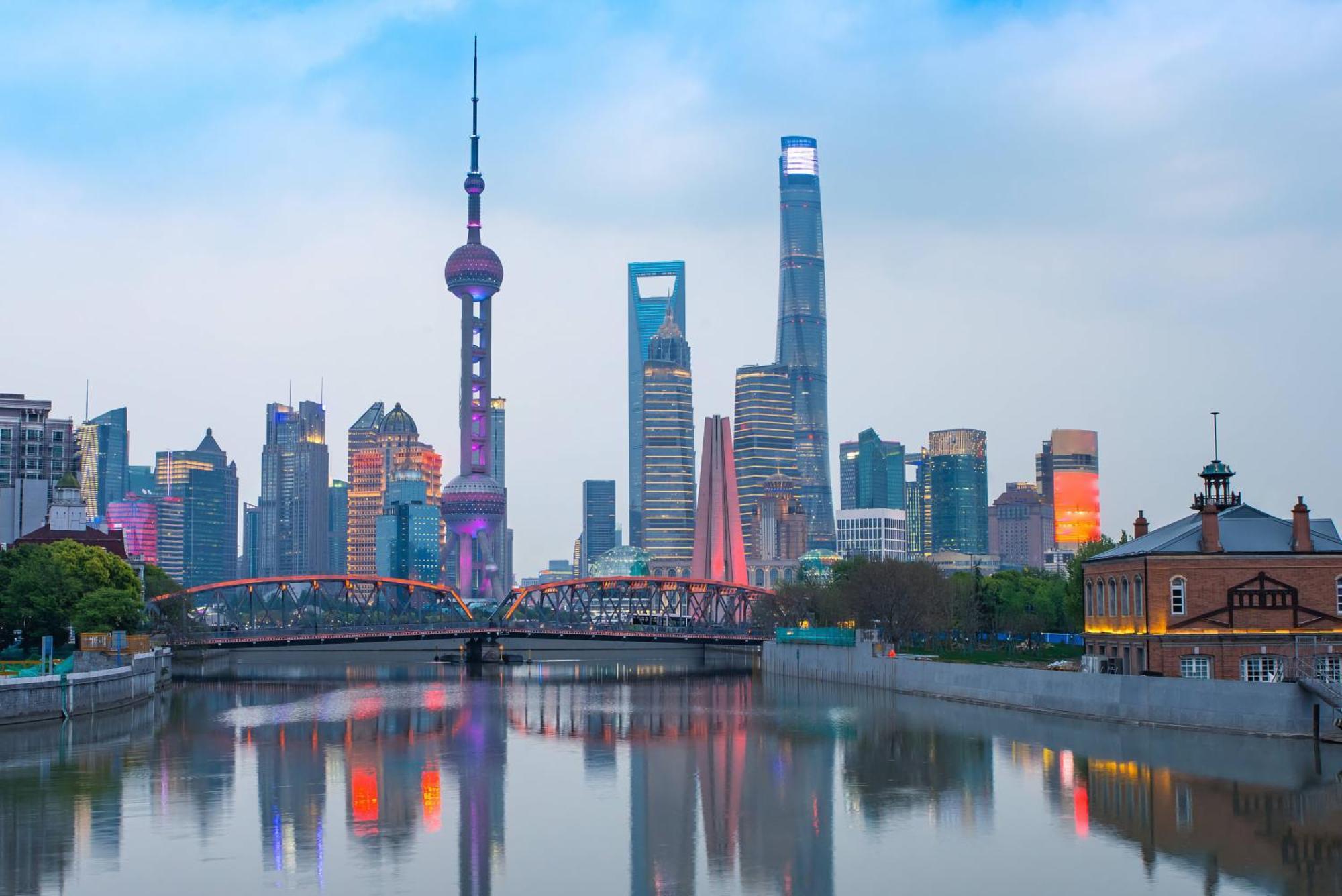 Dayin International Youth Hostel - Near East Nanjing Road & People'S Square & The Bund -Large Social Area -Bar -Cafe -Gym -Free Laundry Luggage Storage -24H Front Desk -English Service Shanghai Bagian luar foto